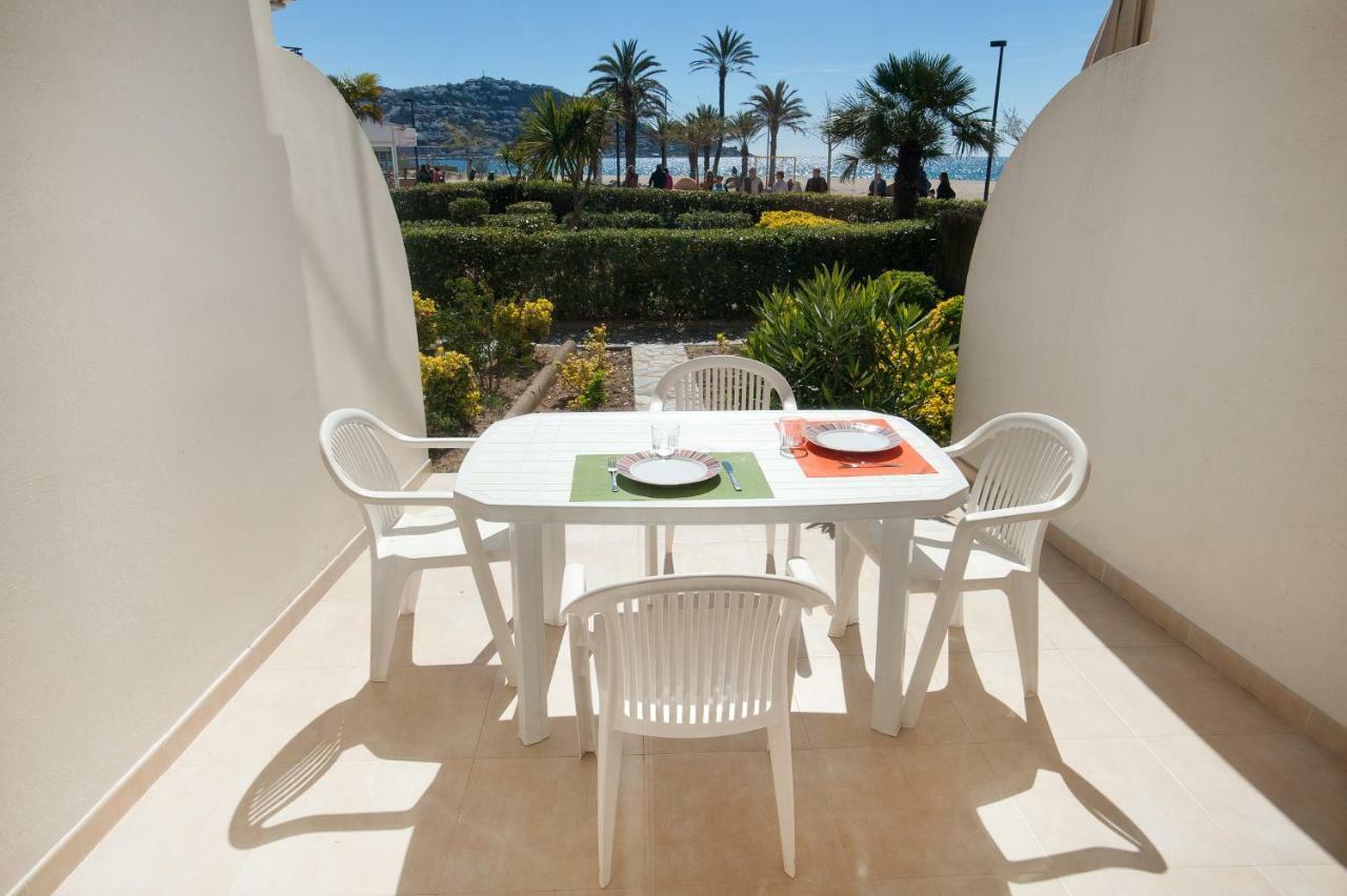 רוזס Apartamento A Pie De Playa, Climatizado Y Parking מראה חיצוני תמונה