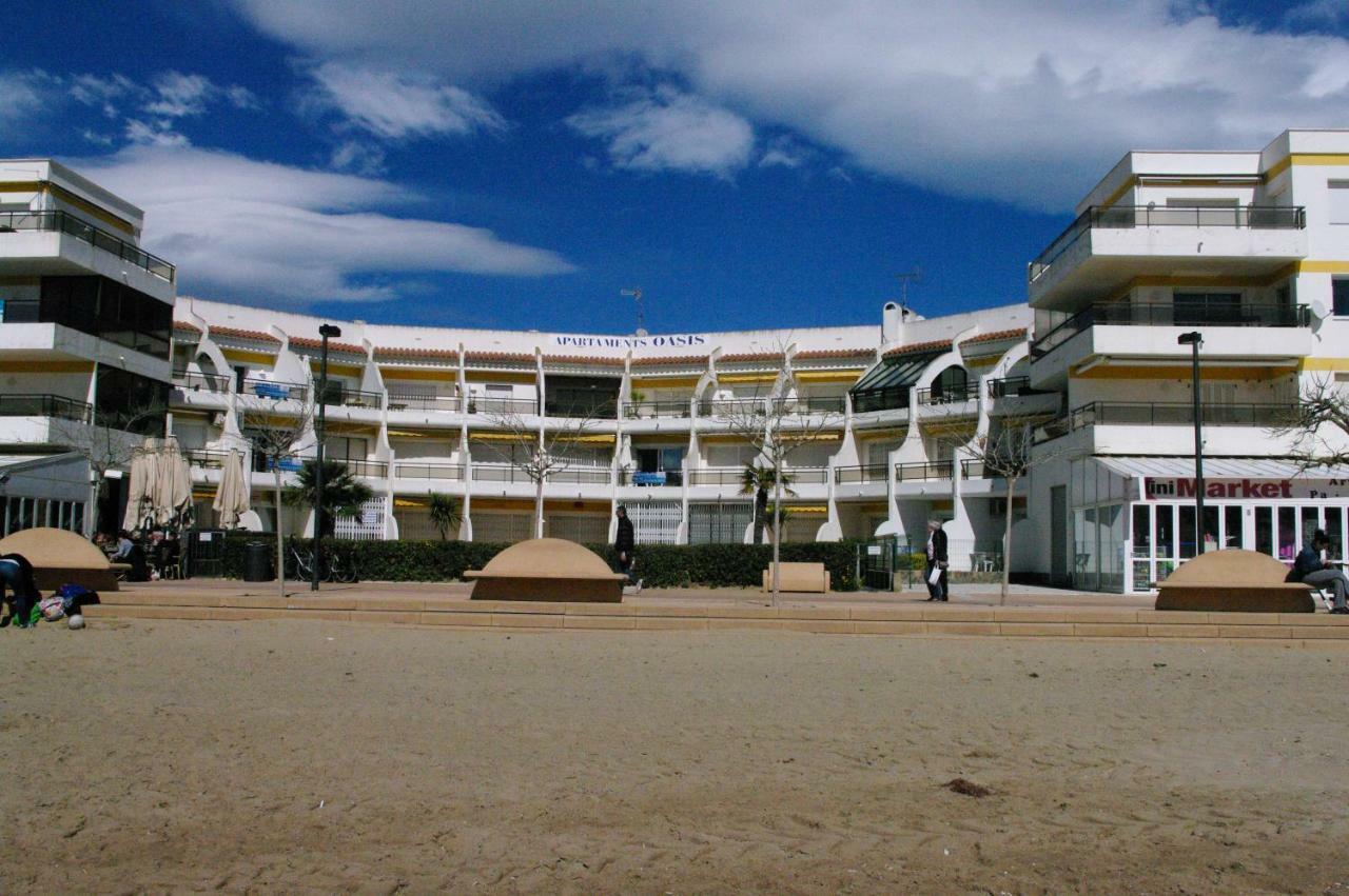 רוזס Apartamento A Pie De Playa, Climatizado Y Parking מראה חיצוני תמונה
