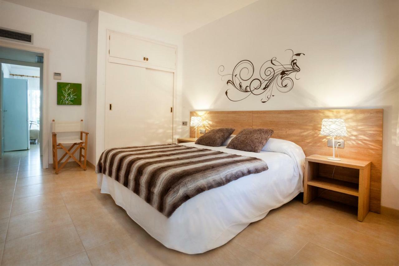 רוזס Apartamento A Pie De Playa, Climatizado Y Parking מראה חיצוני תמונה